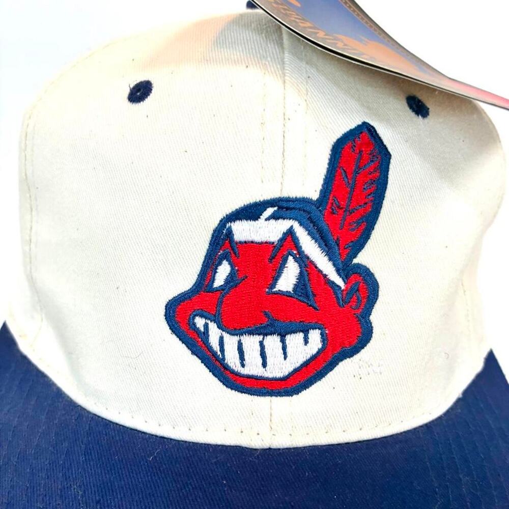 NWT Vtg 90s CLEVELAND INDIANS Official MLB Size Snapback Baseball Hat Cap - Picture 2 of 8